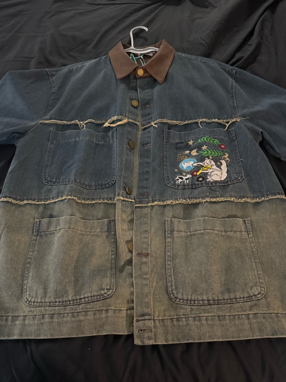 Men's Two-Tone Denim Shirt with Embroidered Pocket